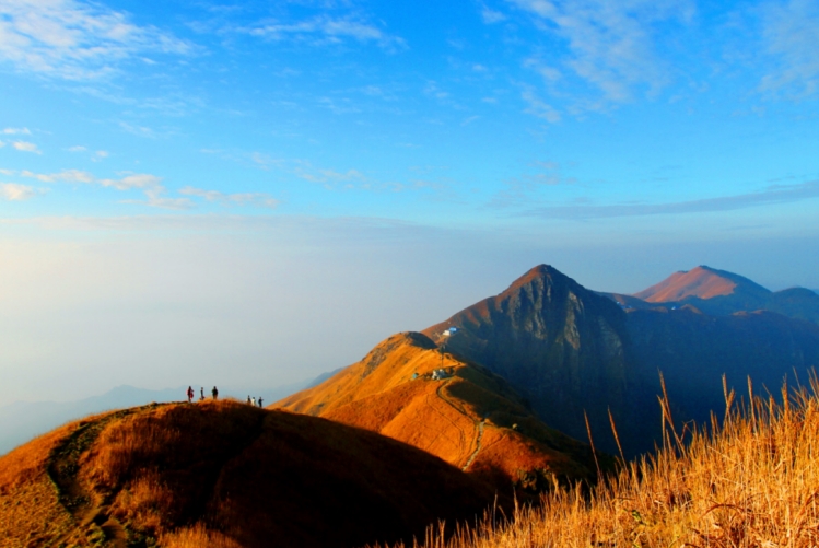 江西 武功山 穿越天上人间·高空草原 温泉之乡 三天游