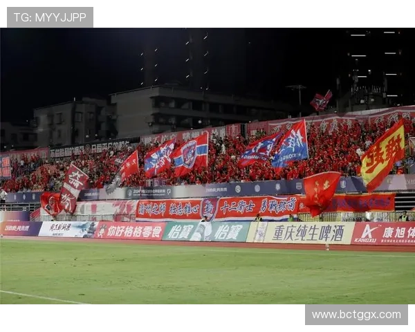 中甲联赛精彩对决全程直播聚焦赛场瞬间与球队激烈角逐盛况 - 副本 - 副本 - 副本